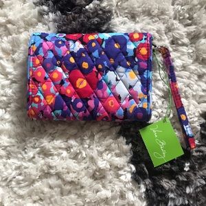 Vera Bradley Bags - smartphone wristlet Vera Bradley Bags - smartphone wristlet